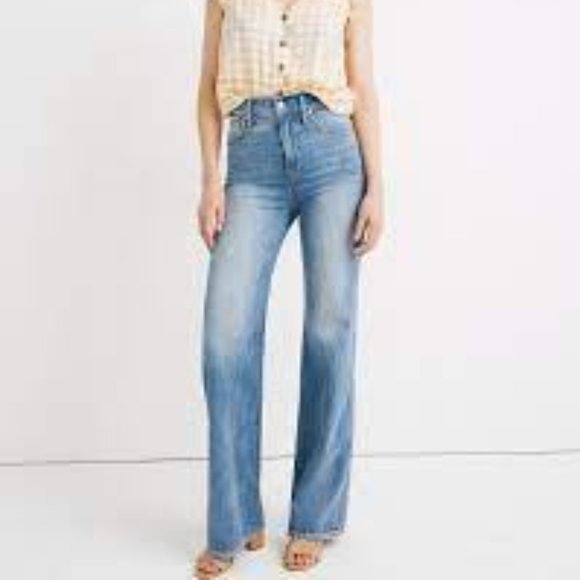 Madewell Tall 11" High-Rise Flare Jeans in Arbordale Wash 26 - Picture 1 of 11